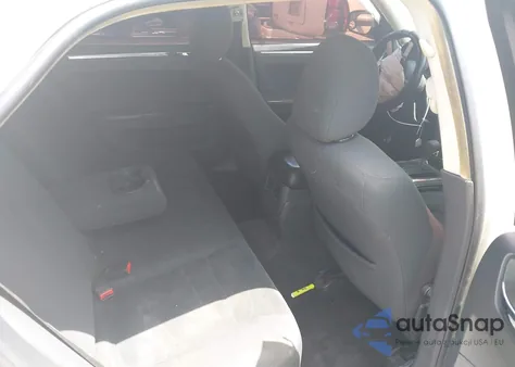 2010 Chrysler 300 Touring z USA, uszkodzony, nr VIN 2C3CA4CD4AH213499